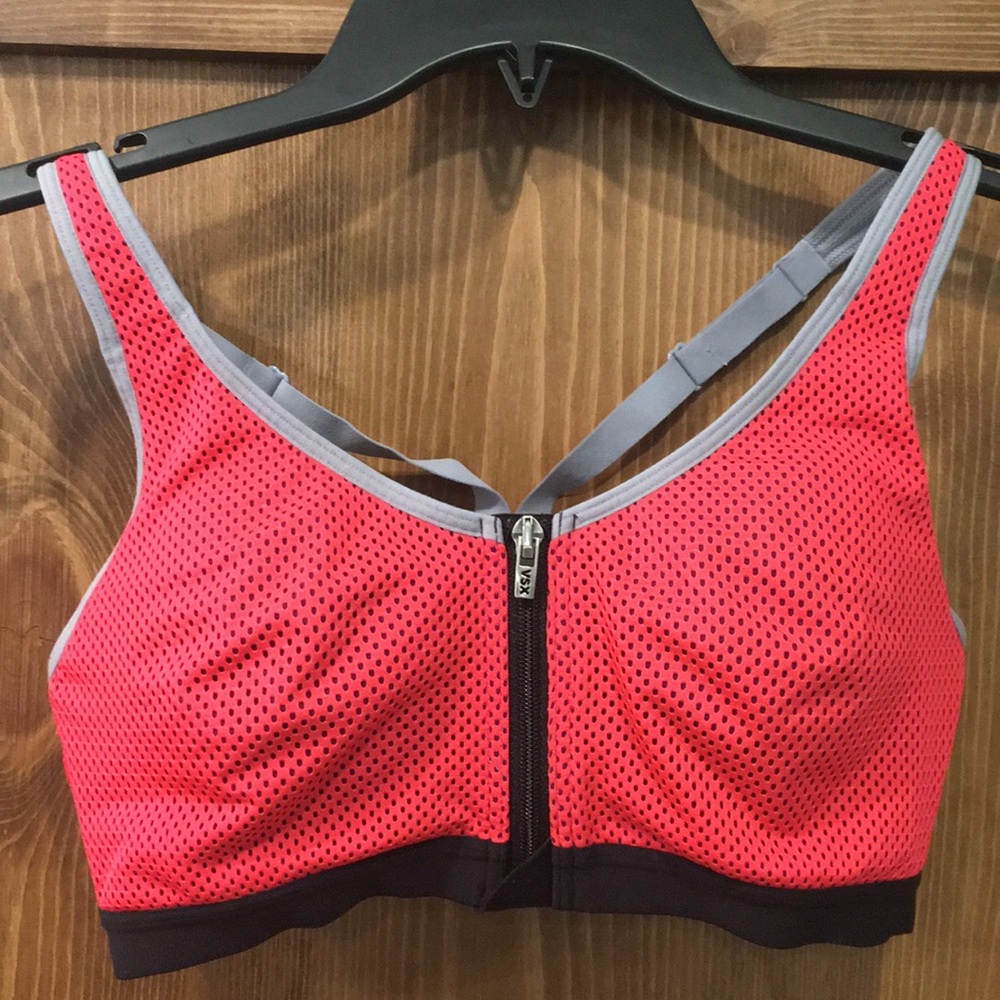 VS knockout sports bra